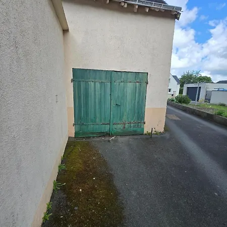 Grande Maison Calme Pour Familles & Groupes Willa Château-Gontier