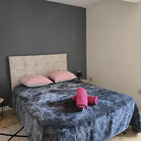 Grande Maison Calme Pour Familles & Groupes Villa Château-Gontier